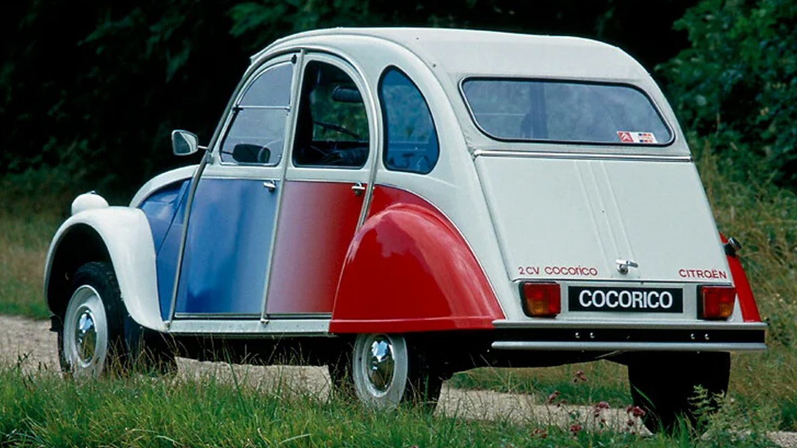 Η ιδέα για το 2 CV Cocorico γεννήθηκε μέσα στο κλίμα ενθουσιασμού που επικρατούσε στη Γαλλία κατά τη διάρκεια του Μουντιάλ στο Μεξικό το 1986.